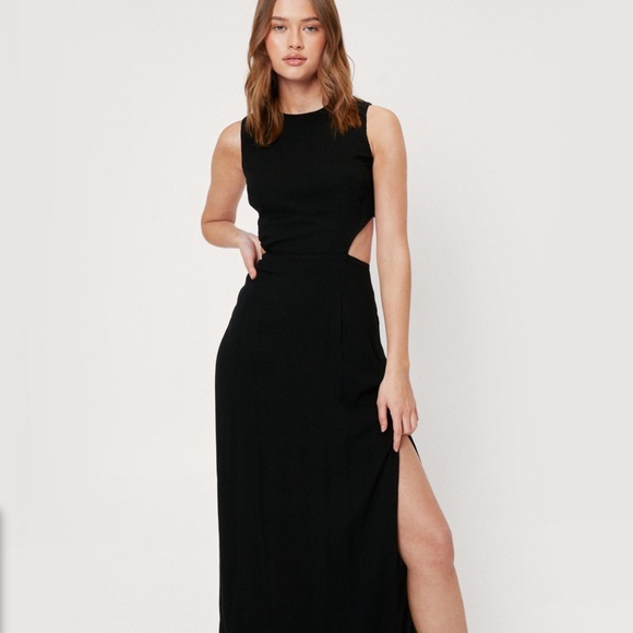 Black Sleeveless Dress - Picture 6 of 7